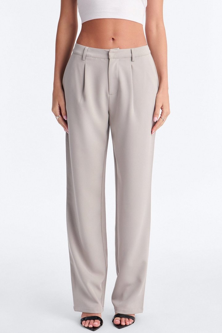 Everything in Order Pleated Straight Leg Trouser - Light Grey
