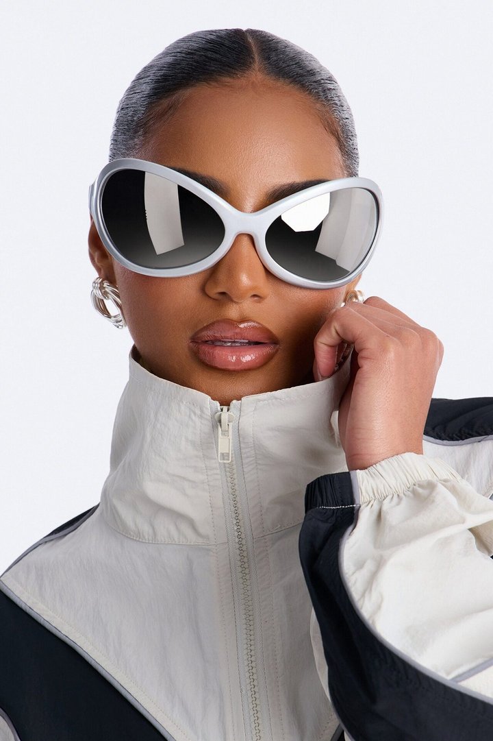 Outta Town Sunglasses - Silver