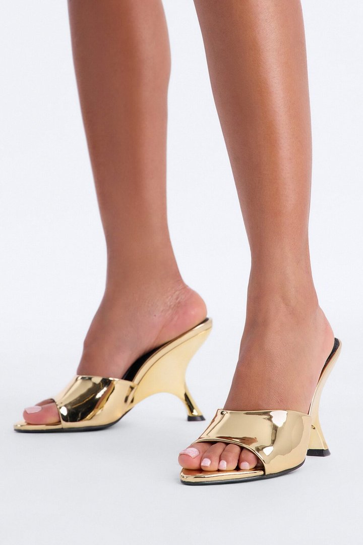 Avie Metallic Wedges - Gold