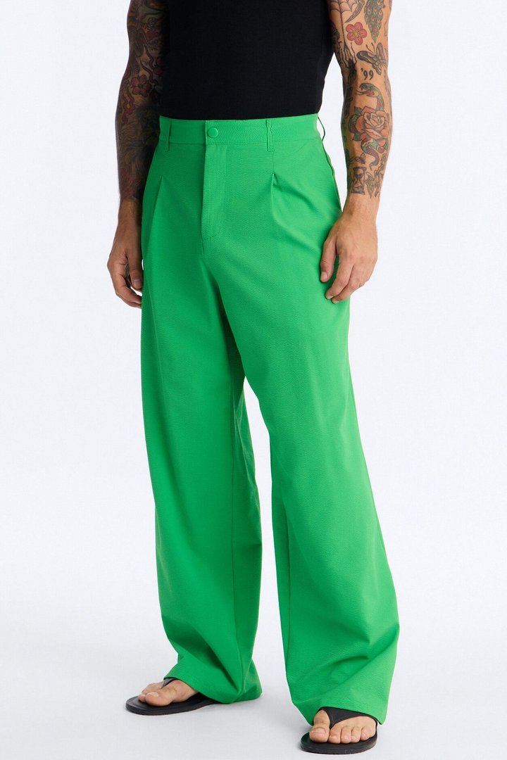 Wide Leg Textured Seersucker Trouser - Green