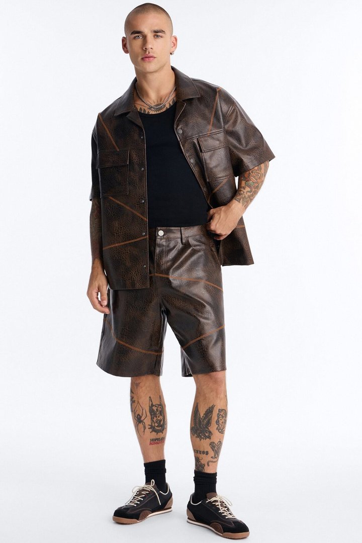 Relaxed Vintage Chainstitch Faux Leather Short - Brown