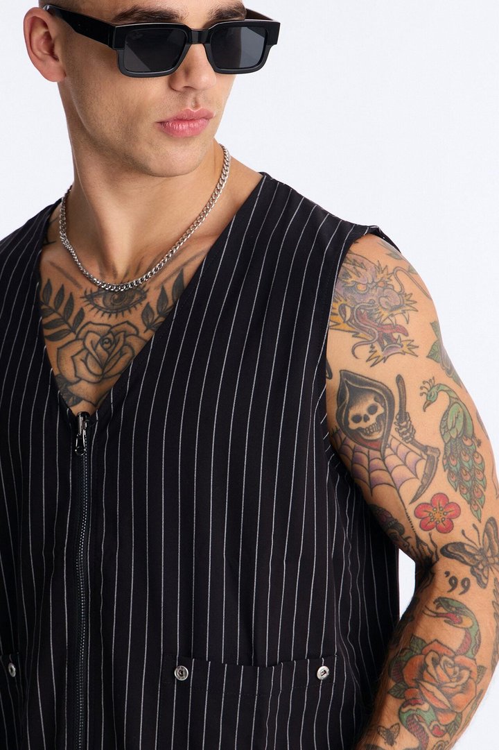 Maison Tailored All Over Pocket Belvedere Vest - Black