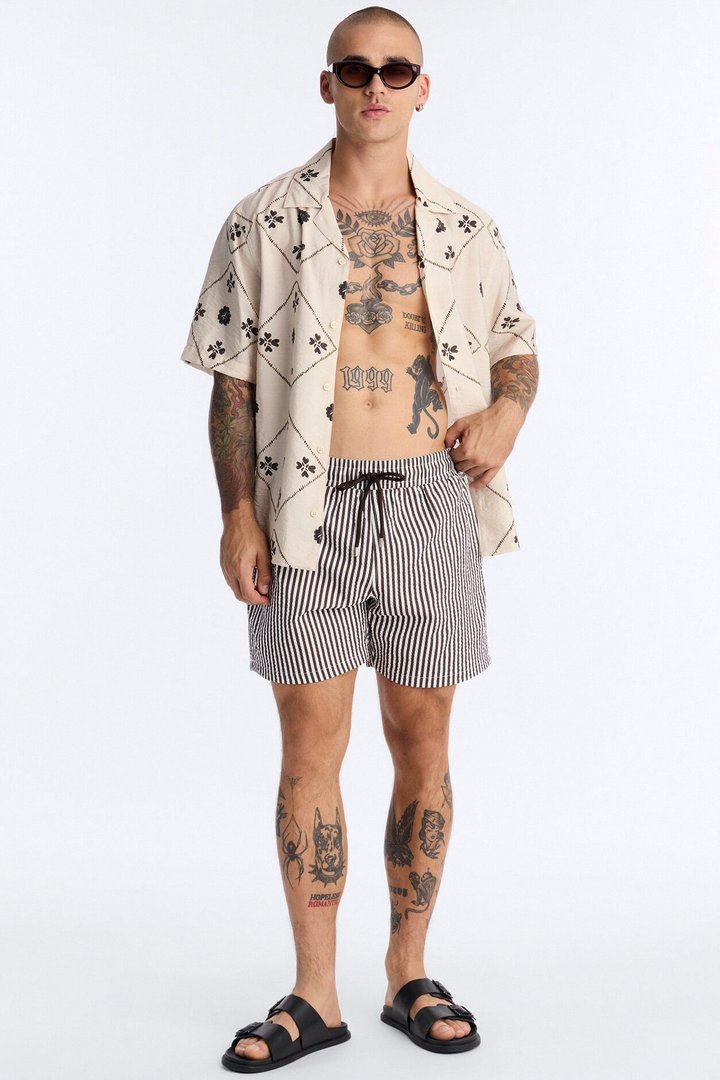 Striped Resort Seersucker Swim Trunk 6″ - Brown