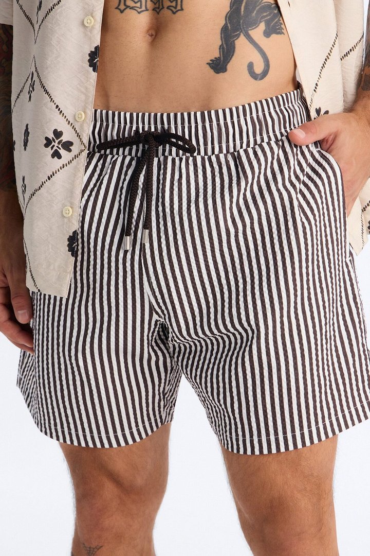 Striped Resort Seersucker Swim Trunk 6″ - Brown