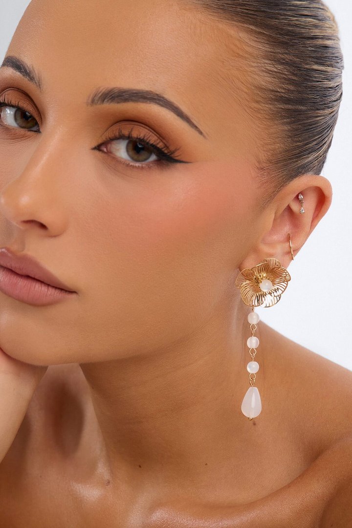 Roseveil Drop Earrings - White/Gold