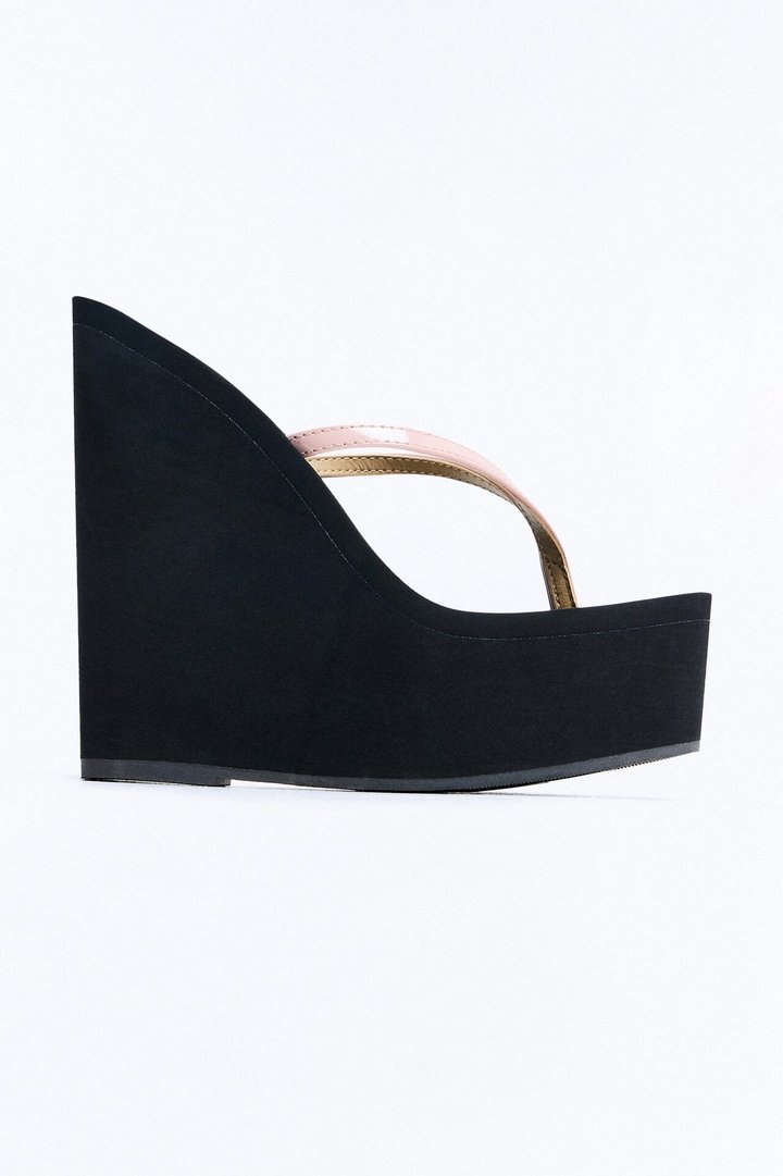 Era Thong Ultra Platform Wedges - Nude