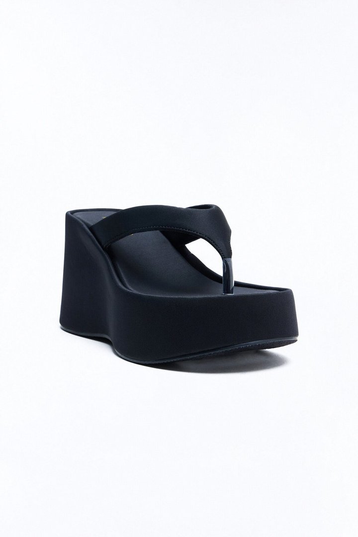 Lani Thong Platform Wedges - Black