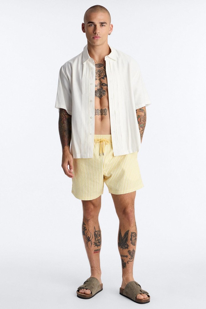 Striped Resort Seersucker Swim Trunk 6″ - Yellow