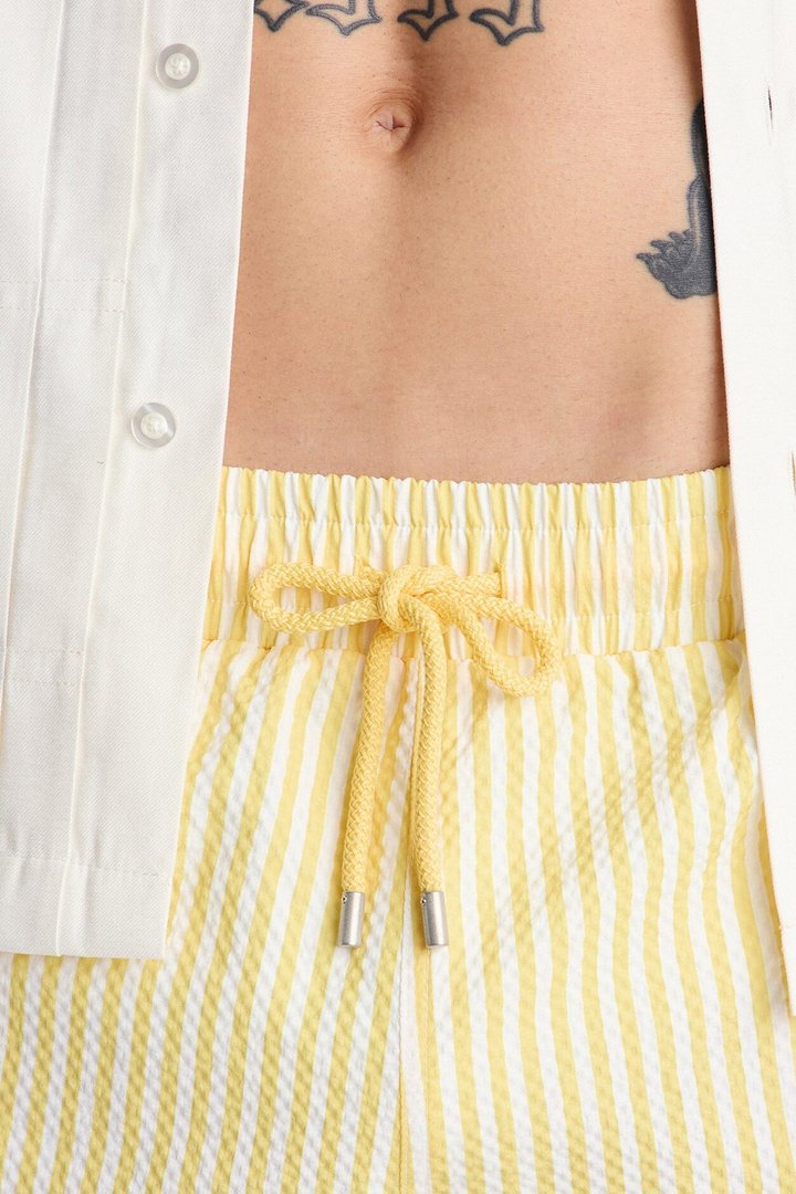 Striped Resort Seersucker Swim Trunk 6″ - Yellow