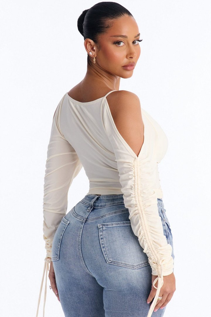 Genevieve Ruched Cold Shoulder Long Sleeve Top - Cream