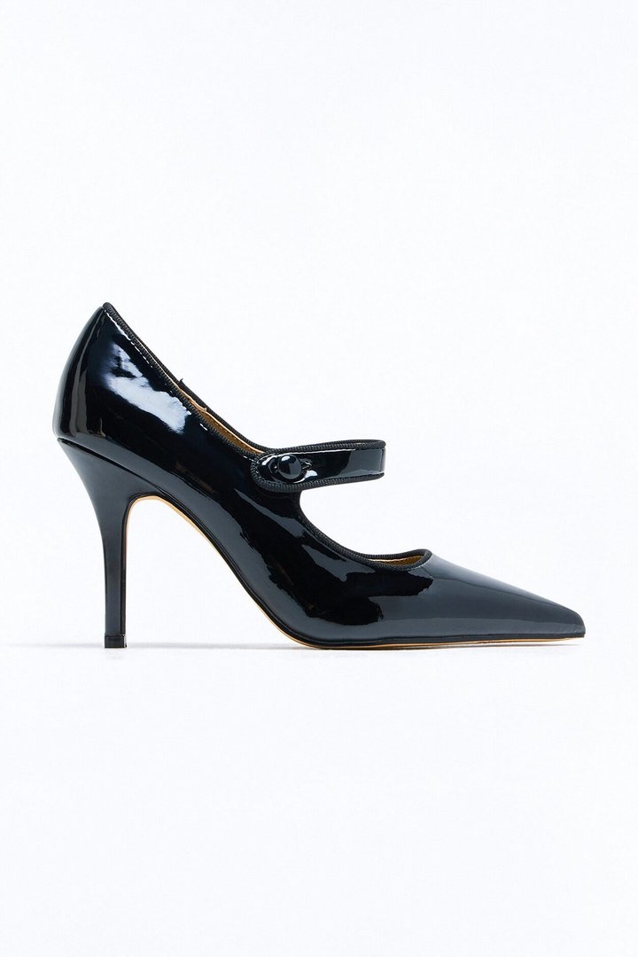 The Most Perf Mary Jane Pumps - Black