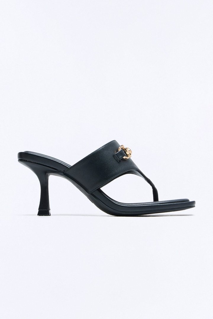Ave Hardware Thong Heels - Black