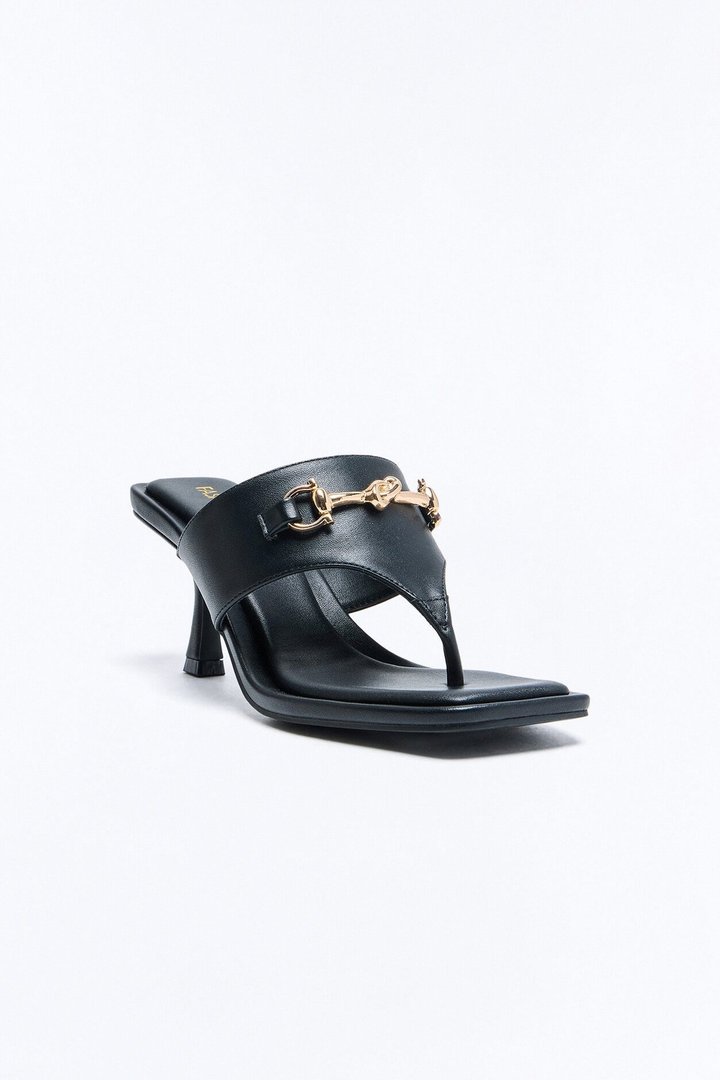 Ave Hardware Thong Heels - Black