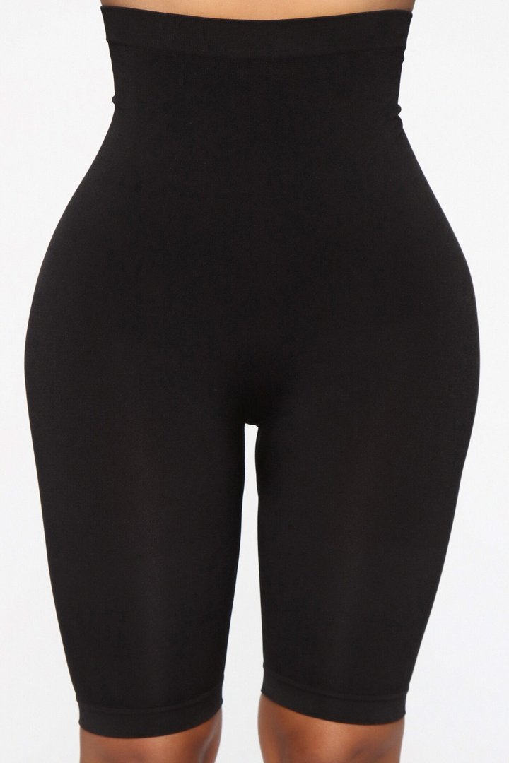 Hidden Figure Shapewear Short - Black