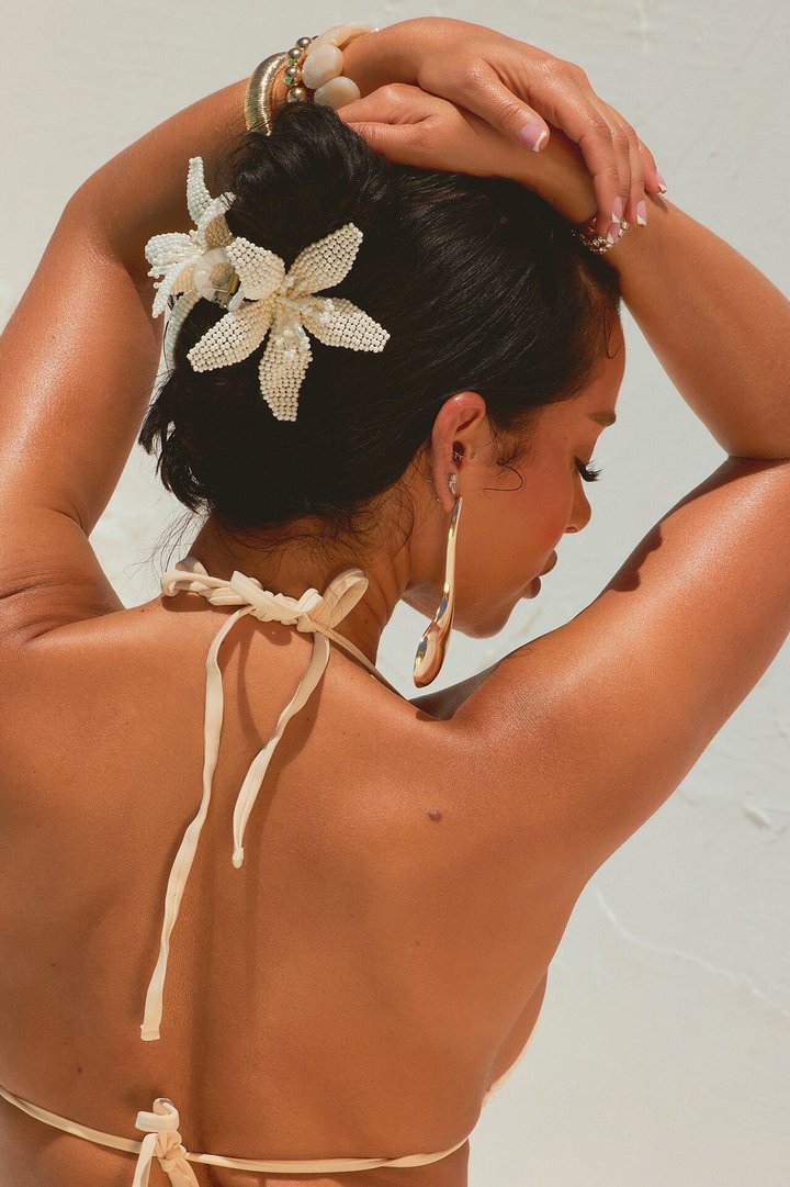 Lily In Bloom Claw Clip - Ivory