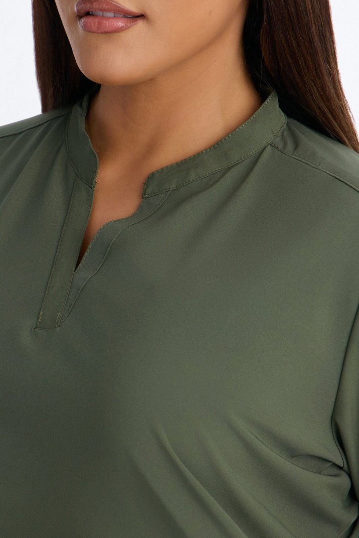 It's Go Time Collared Open Leg Uniform Scrub Set - Olive