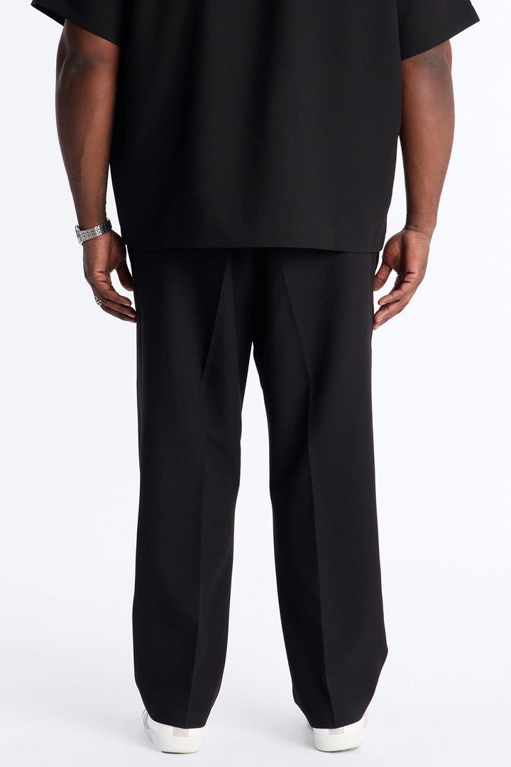 Modern Essential Straight Trouser - Black