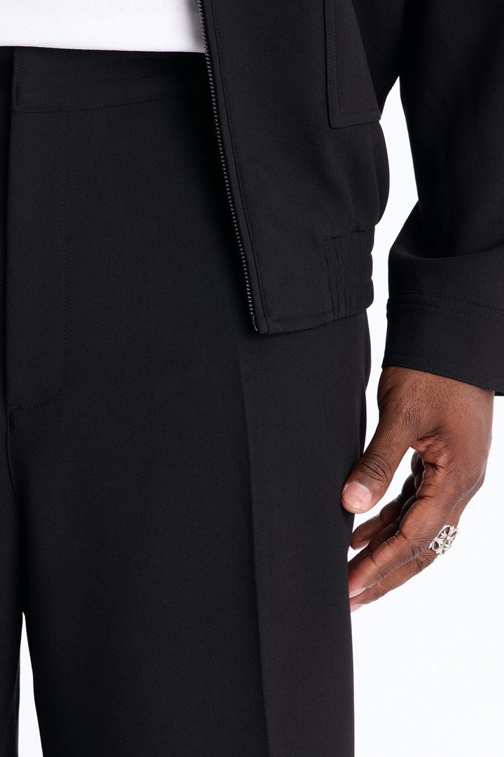 Modern Essential Relaxed Straight Hybrid Waist Trouser - Black