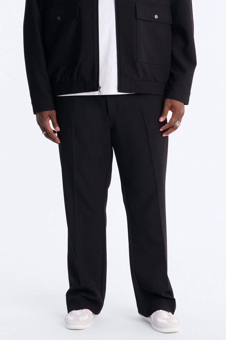Modern Essential Slim Flare Slit Trouser - Black