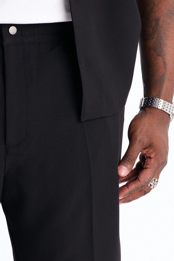 Modern Essential Slim Trouser - Black