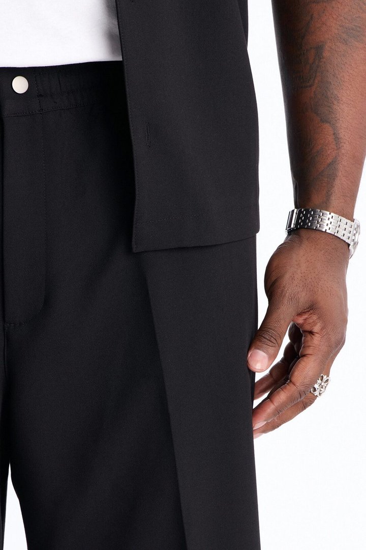 Modern Essential Relaxed Trouser - Black