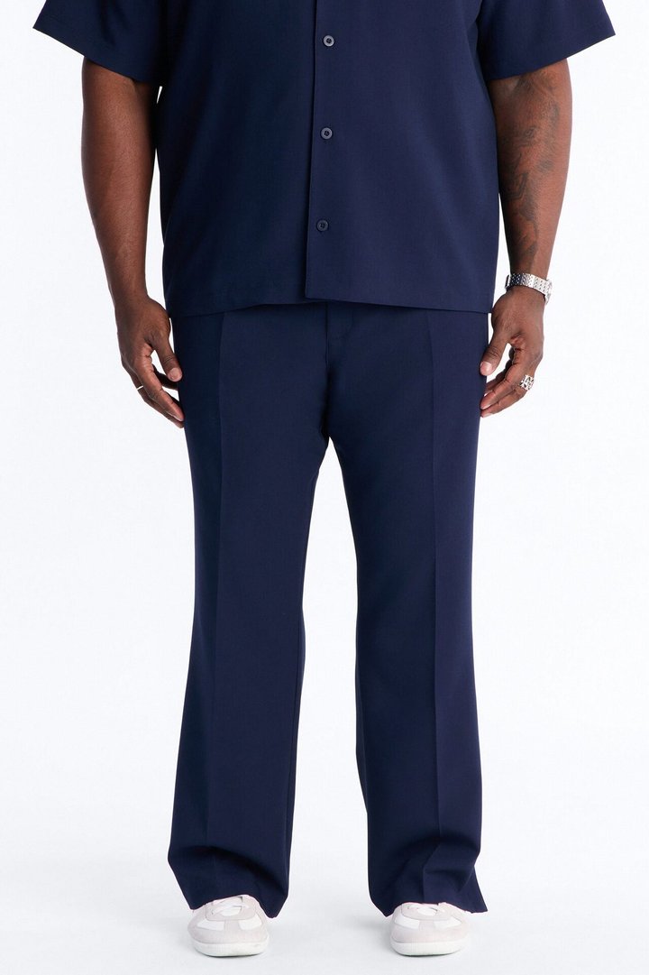 Modern Essential Slim Flare Slit Trouser - Navy