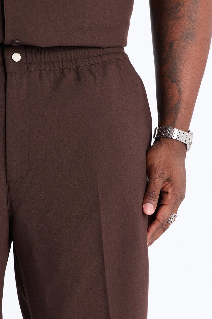 Modern Essential Straight Trouser - Chocolate