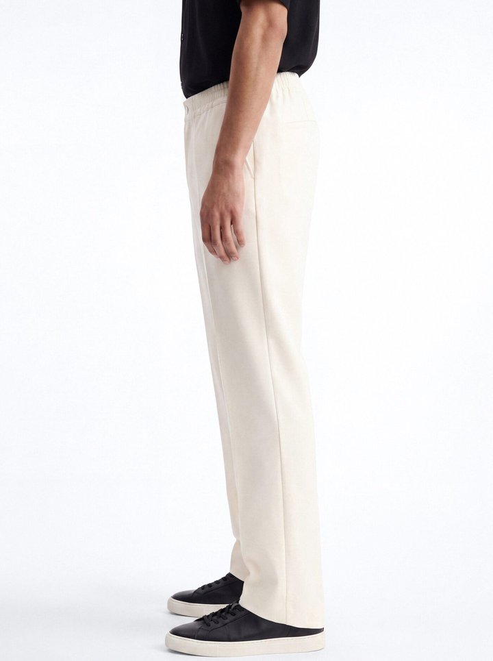 Modern Essential Straight Trouser - Off White