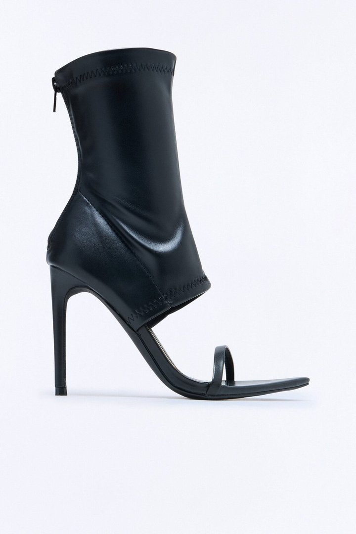 Nixie Stiletto Booties - Black