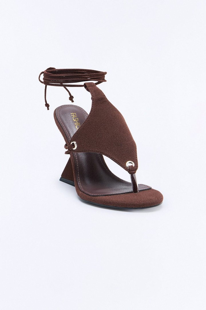 Livana Wrap Up Novelty Wedges - Chocolate