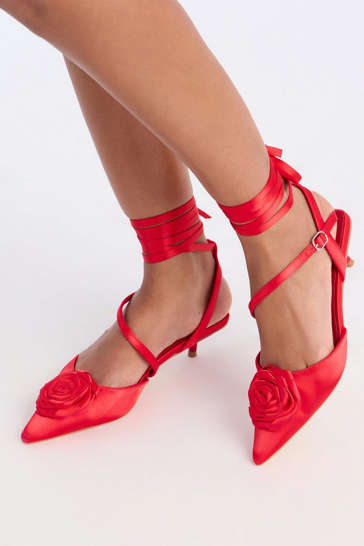 Mella Flower Wrap Up Pumps - Red