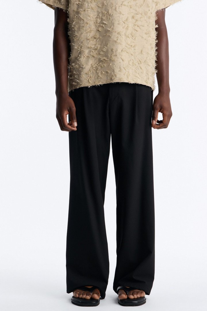 Wide Leg Textured Seersucker Trouser - Black