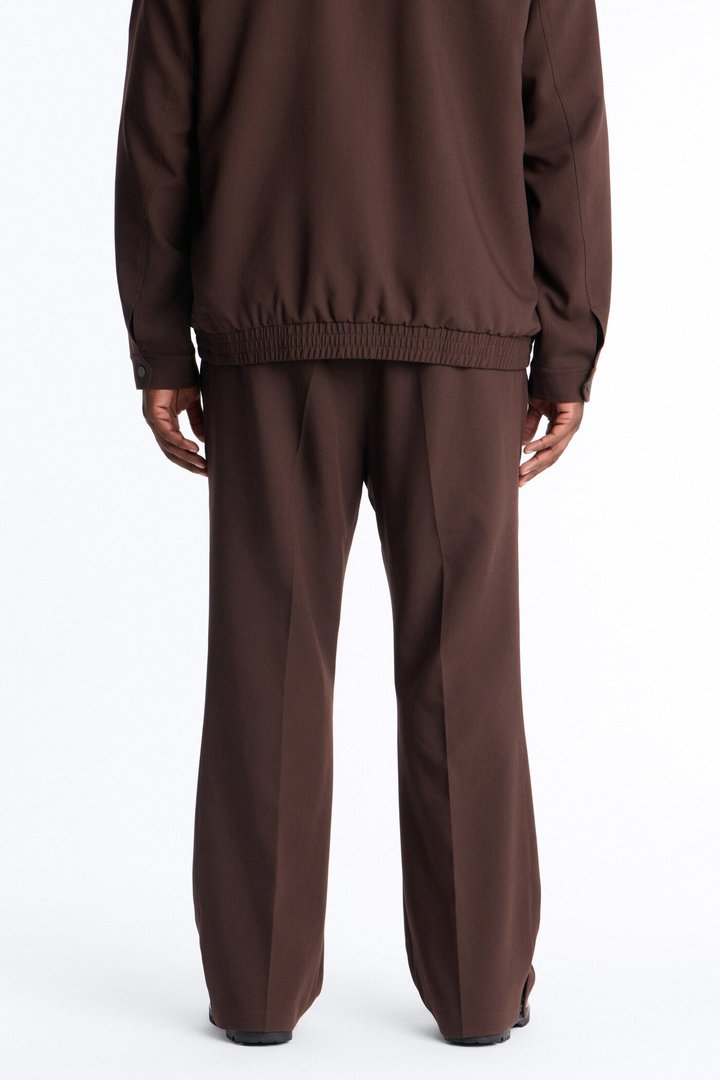 Modern Essential Slim Flare Slit Trouser - Chocolate