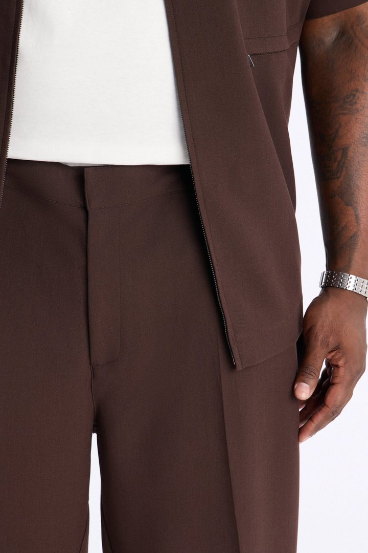 Modern Essential Relaxed Straight Hybrid Waist Trouser - Chocolate