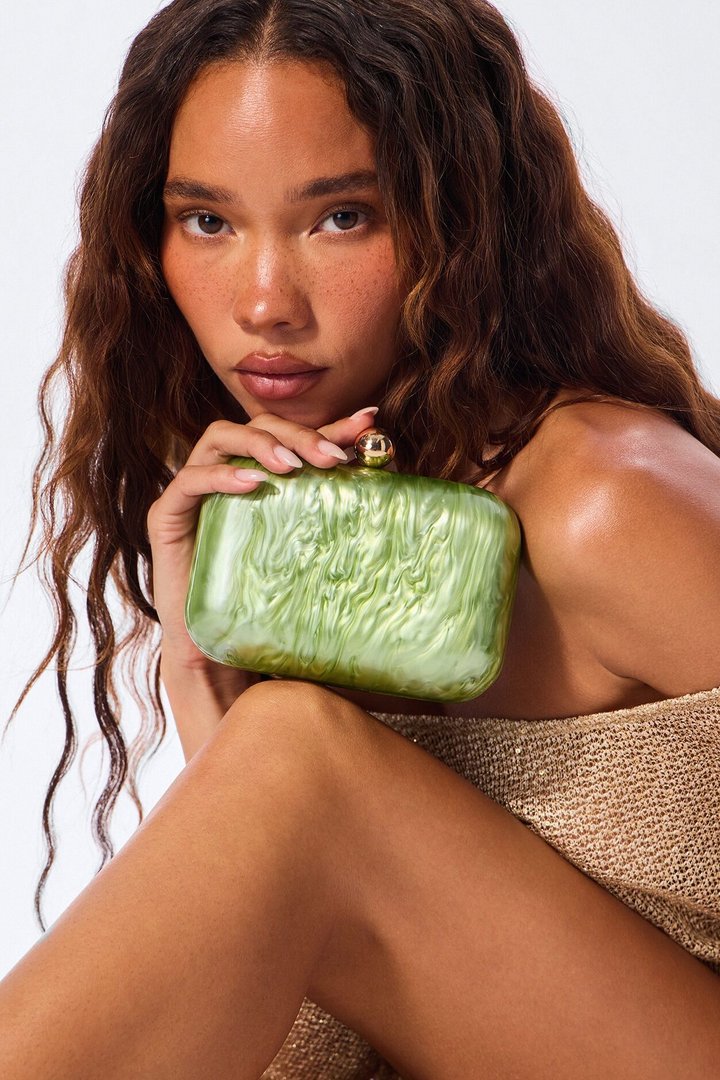 Pastel Waves Clutch - Green
