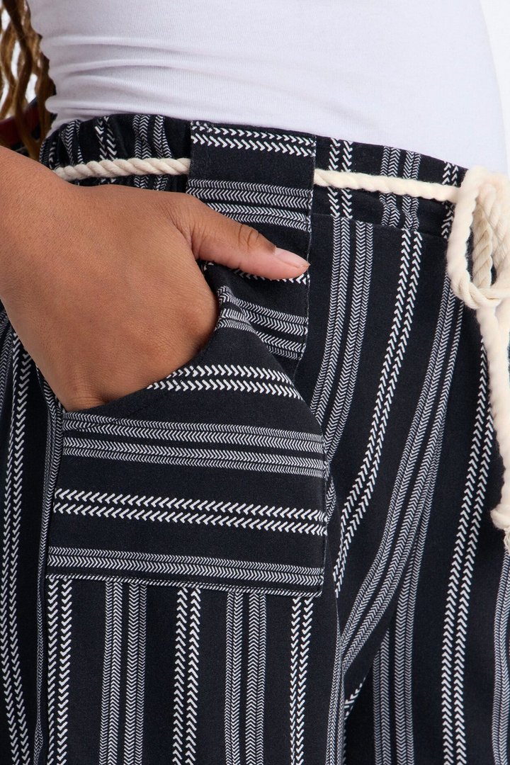 Mini Over It Printed Shorts - Black