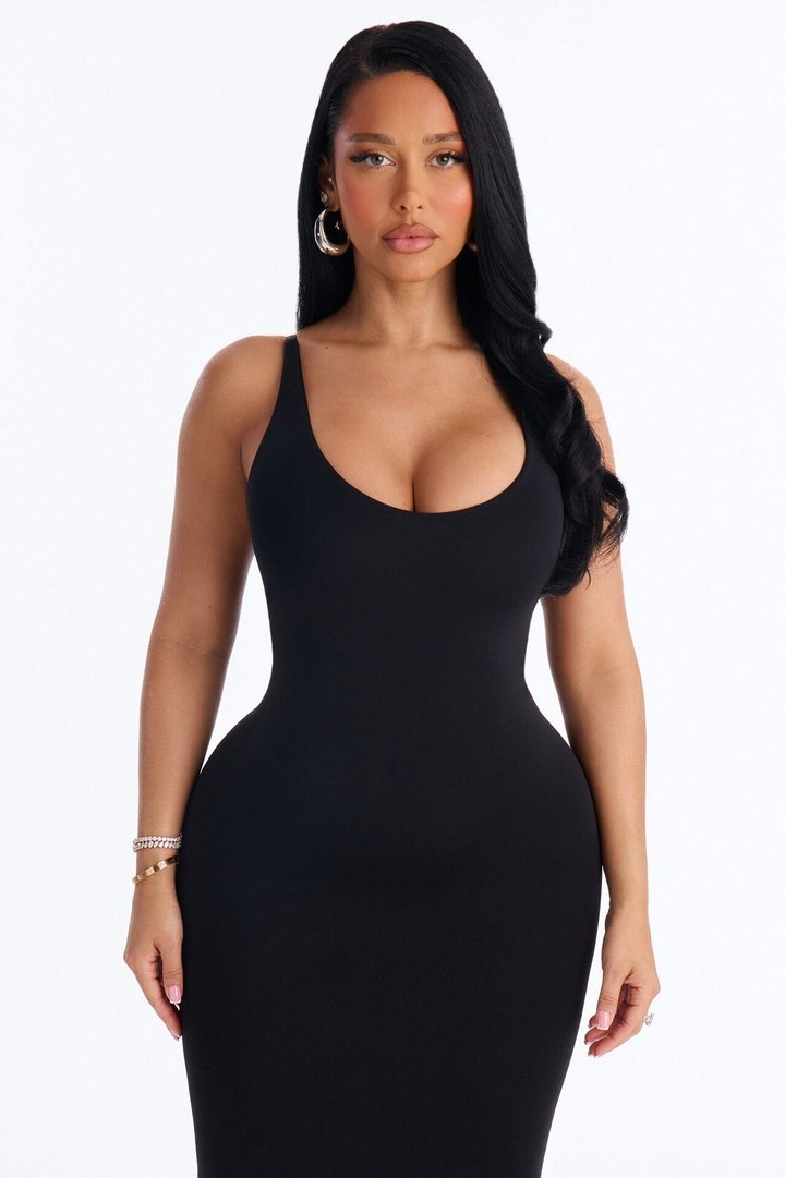Seamless Smooth Double Lined Scoop Neck Maxi Dress - Black