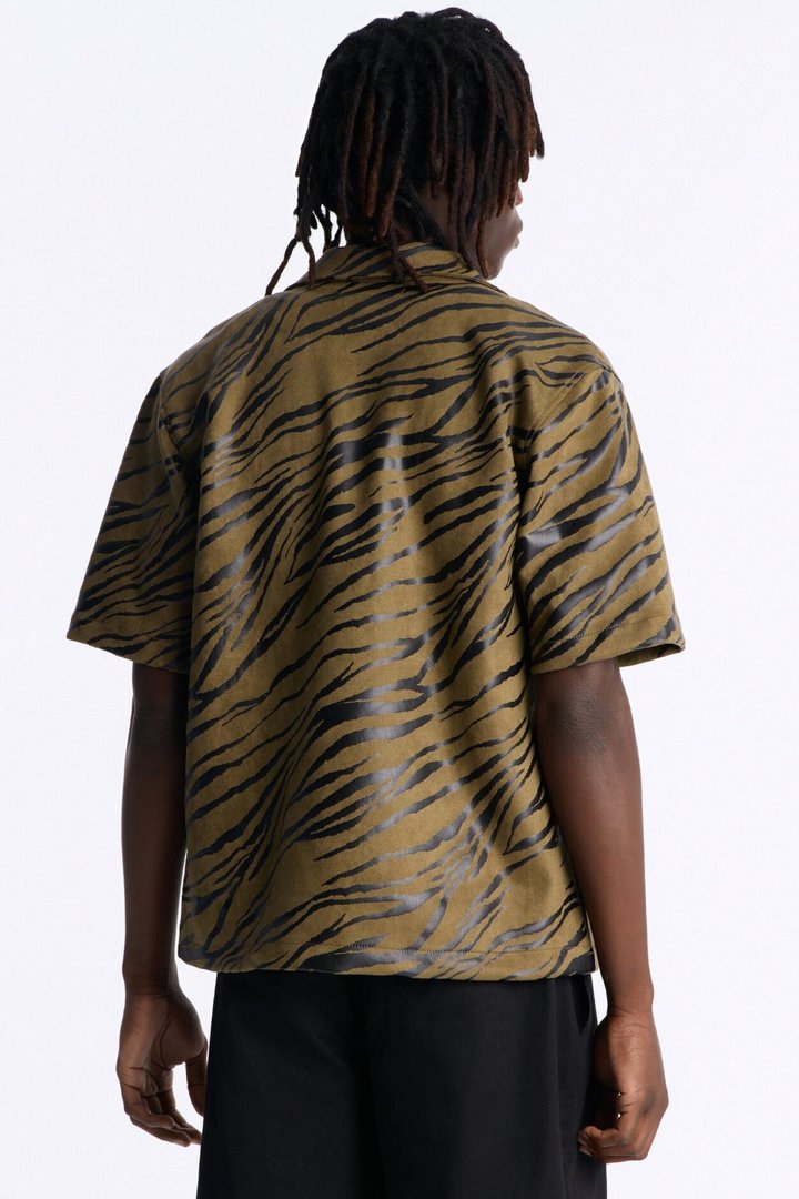 Can't Be Tamed Cuban Collar Button Up Shirt - Green