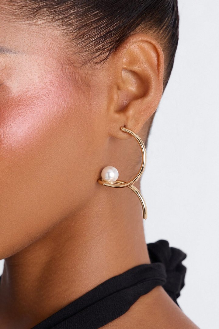 Balanced Pearl Swirl Earrings - Gold