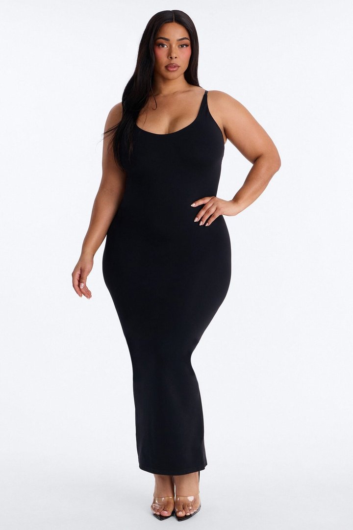 Seamless Smooth Double Lined Scoop Neck Maxi Dress - Black