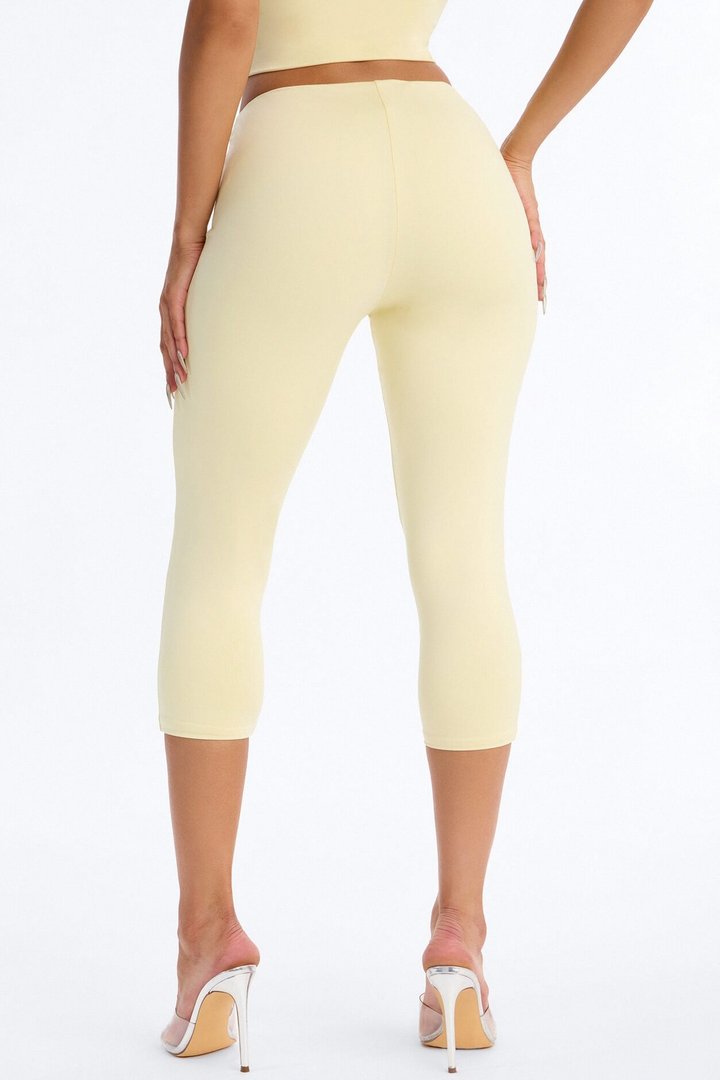 Contour Double Lined Capri Pant - Butter Yellow