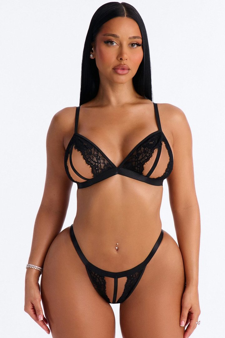 Sneak Peak Lace Bralette 2 Piece Set - Black