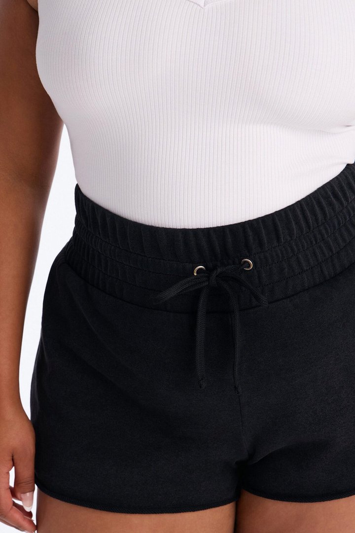 Off Duty Washed Lounge Short - Black