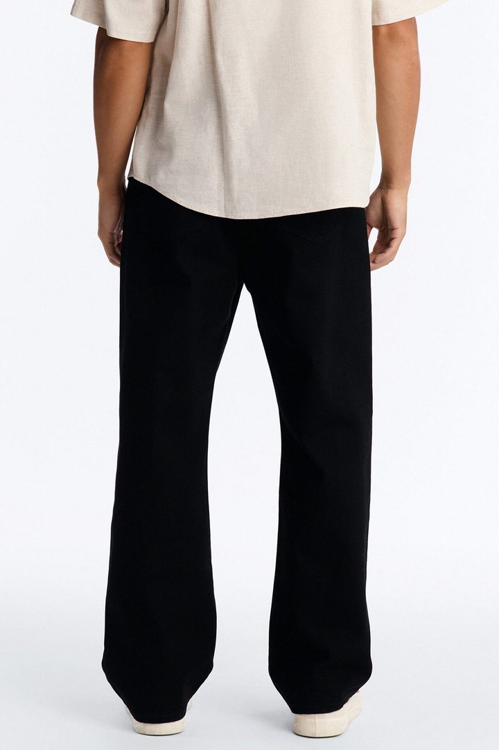 The Staple Baggy Jean - Black
