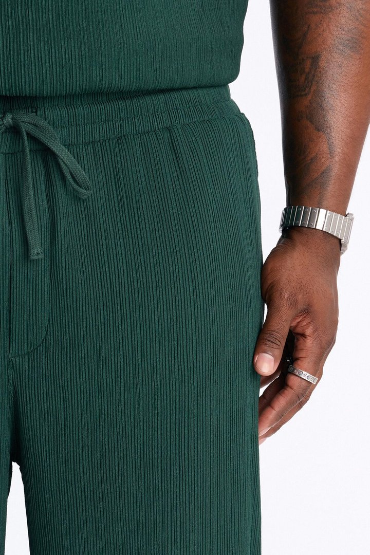 Pure Form Plisse Baggy Pant - Hunter Green