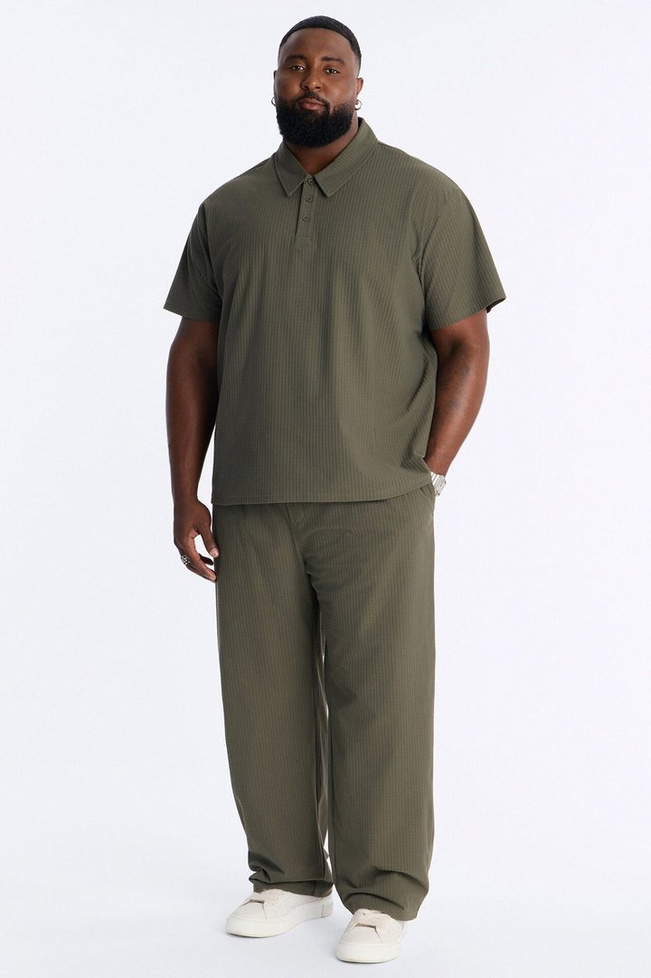 Terrance Textured Relaxed Pant - Olive