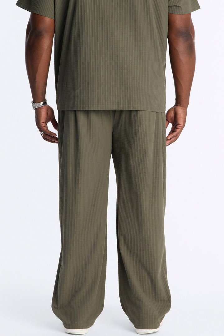 Terrance Textured Relaxed Pant - Olive
