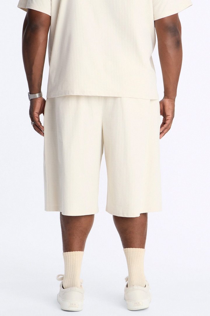 Terrance Textured Relaxed Short - Cream