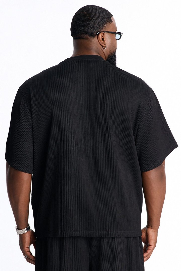 Pure Form Plisse Tee - Black