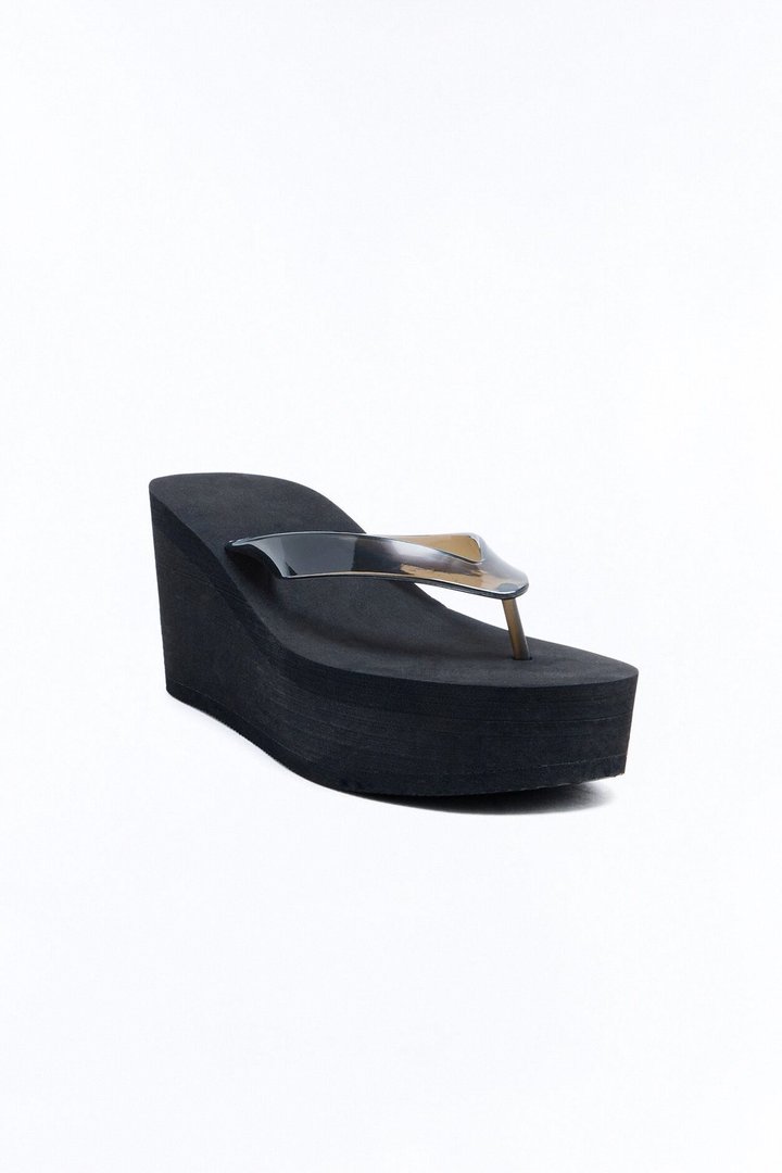Too Easy Babe Thong Wedges - Black/Smoke